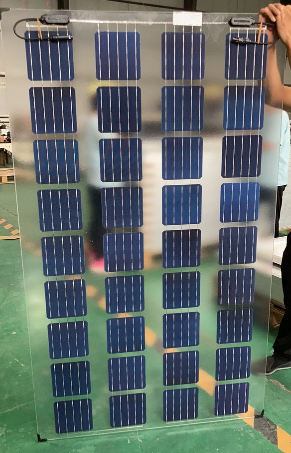 panneaux solaires translucides dans des tailles personnalisées