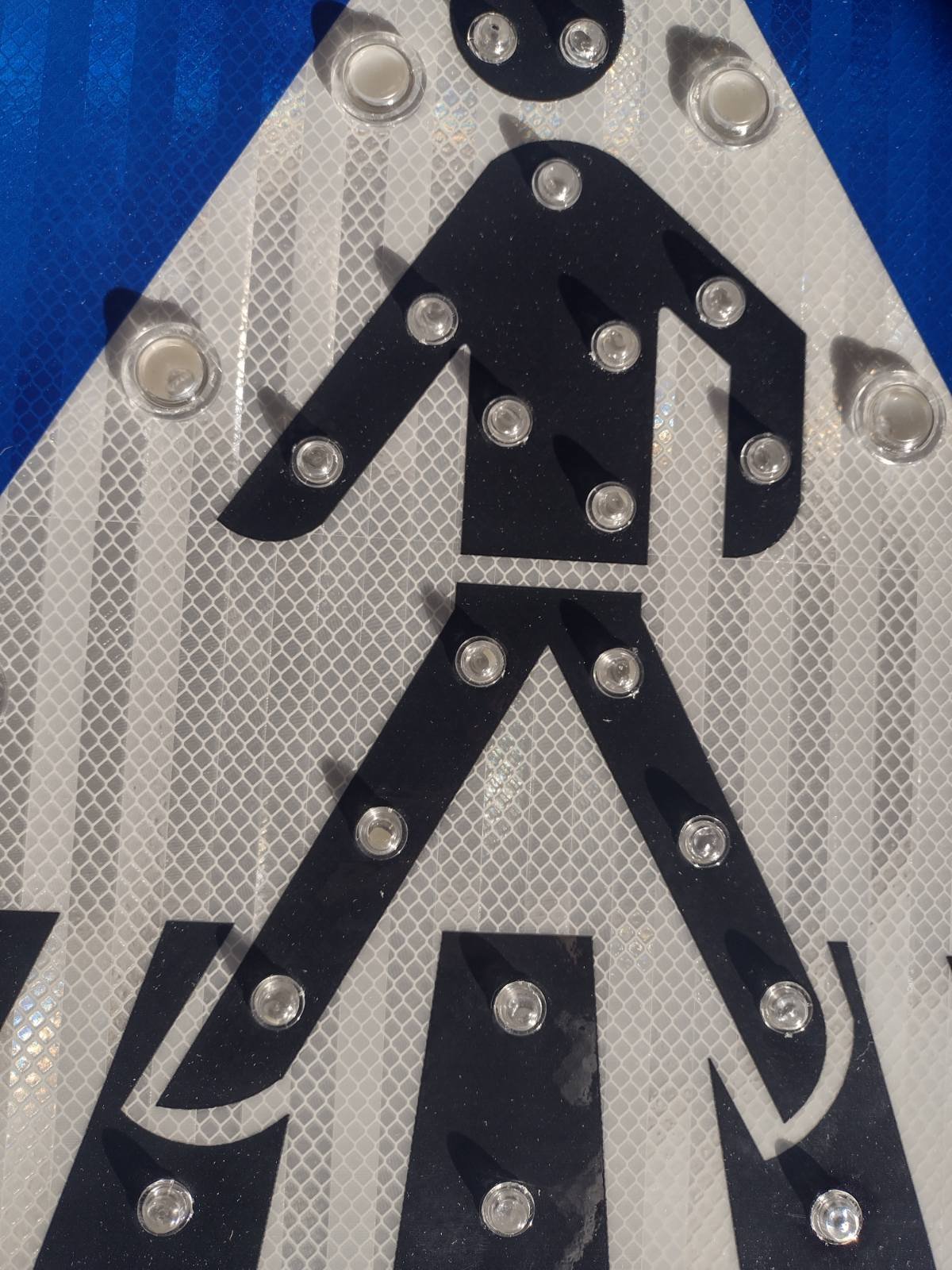 Fussgaengerueberweg,-Aufstellung-links-Verkehrsschild-Nr-350-20