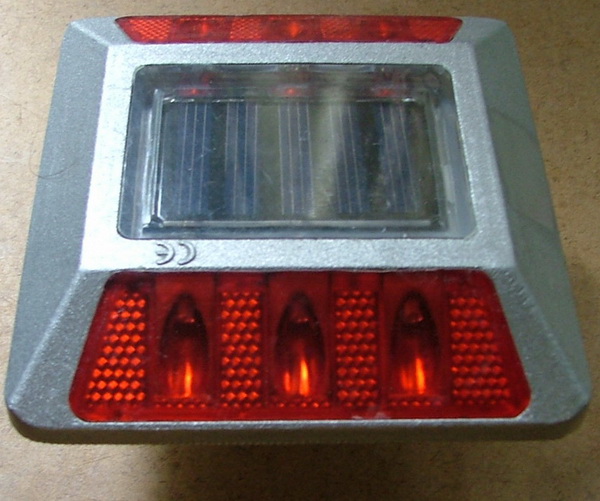 plots à led de balisage ou de signalisation 3 diodes lumineuses ou double face avec 6 diodes lumineuses blanches